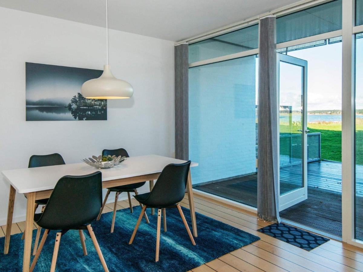 4 Person Holiday Home In 에벨토프트 외부 사진